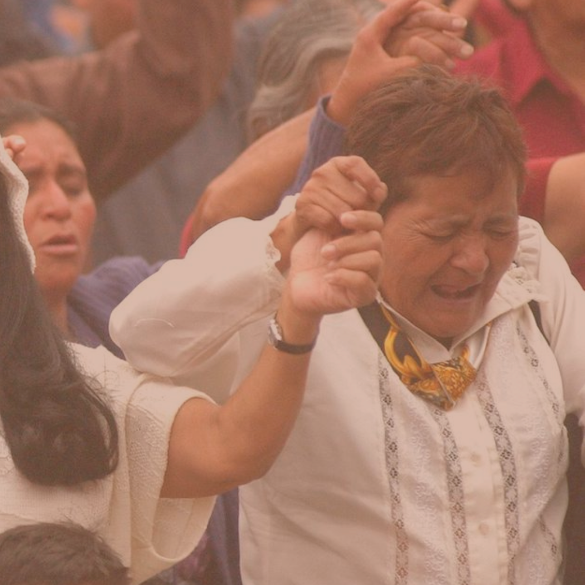 Fuego, cuerpo y experiencia - El auge del pentecostalismo